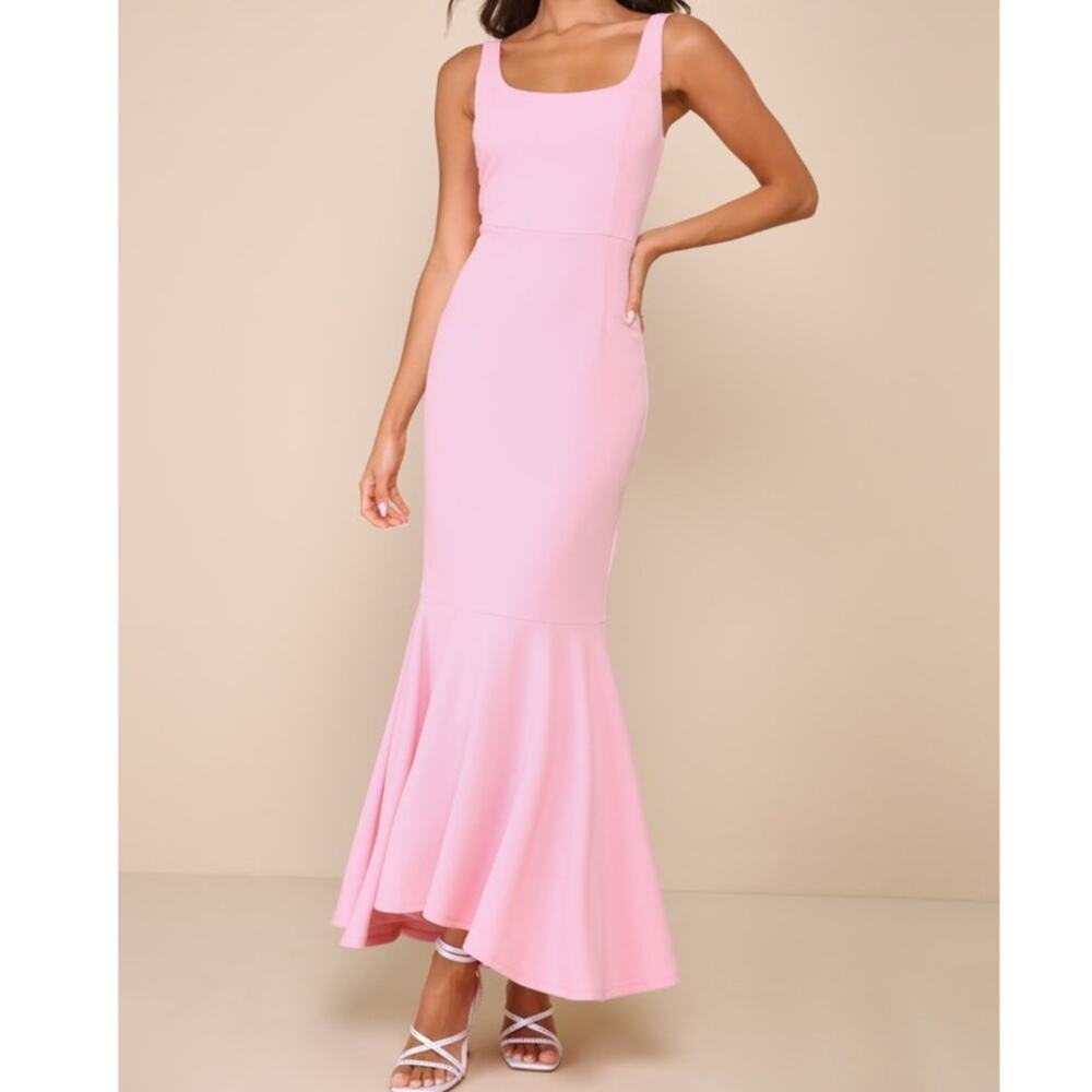NEW Lulus Romantic Destiny Light Pink Square Neck Trumpet Maxi Dress Medium